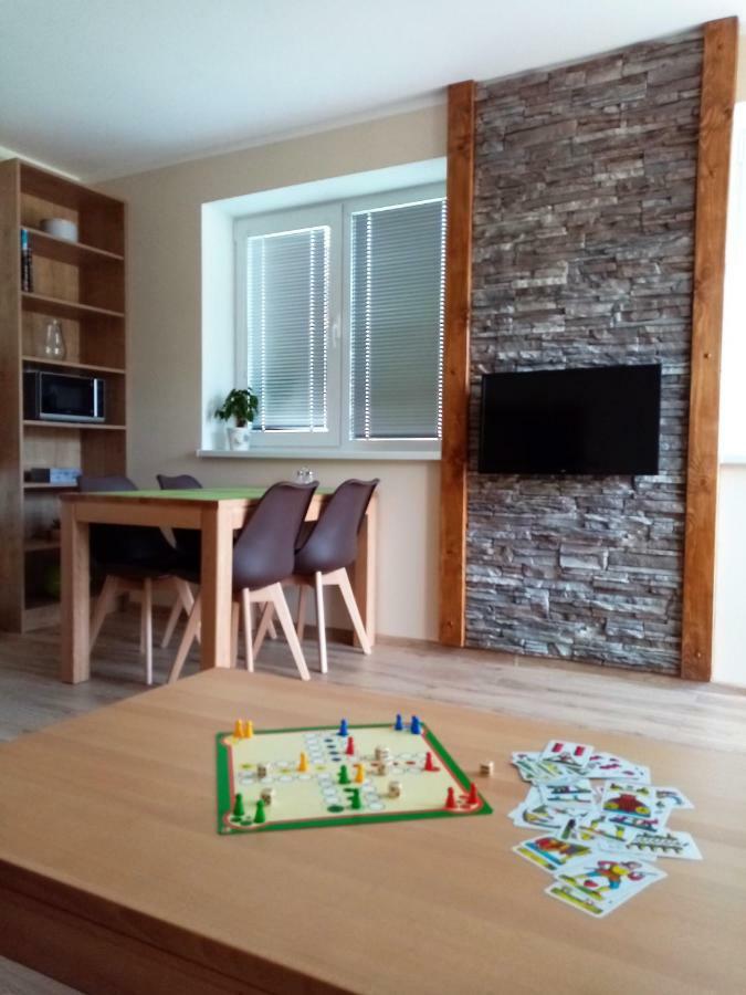 Apartamento Elejan Bešeňová Exterior foto