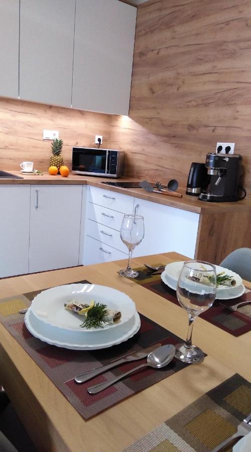Apartamento Elejan Bešeňová Exterior foto