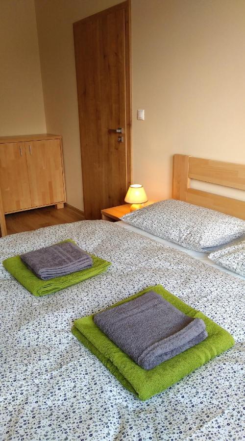 Apartamento Elejan Bešeňová Exterior foto